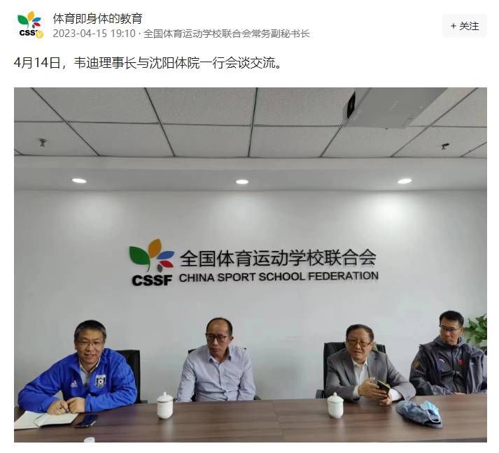 sp趴床脱裙子内裤打屁股